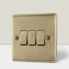 mt5261_sa_e_elegance_bs_range_satin_antique_brass_10_ax_switch_4_gang_2_way_single_plate_2_292x300 (1)